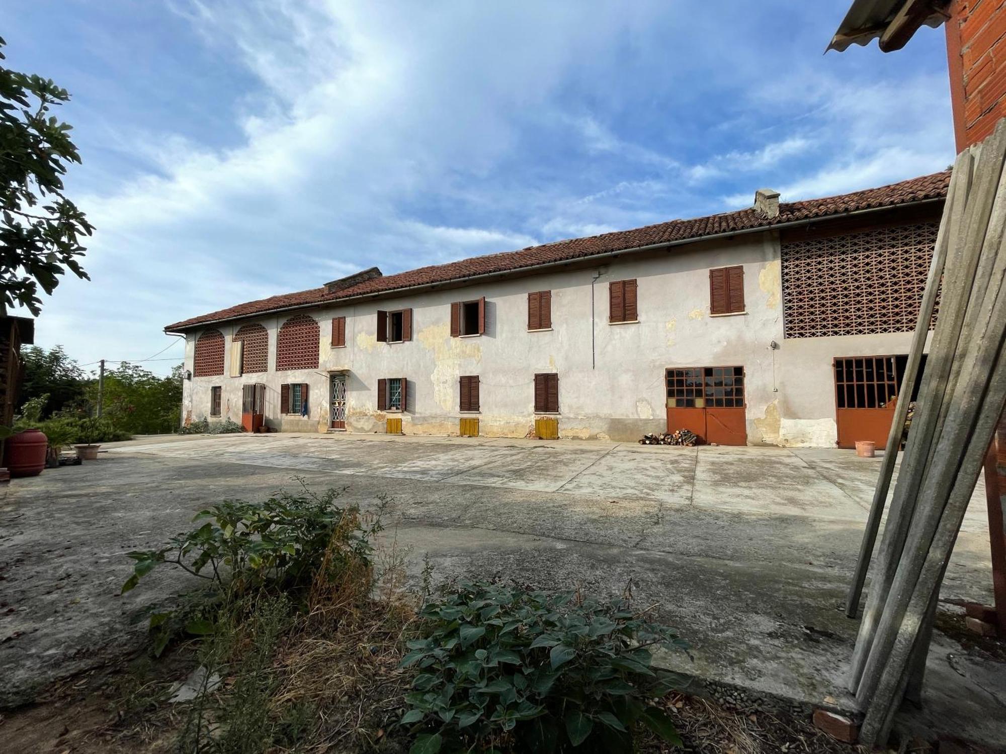 Bed and Breakfast Cascina Baresane Alba  Exterior foto